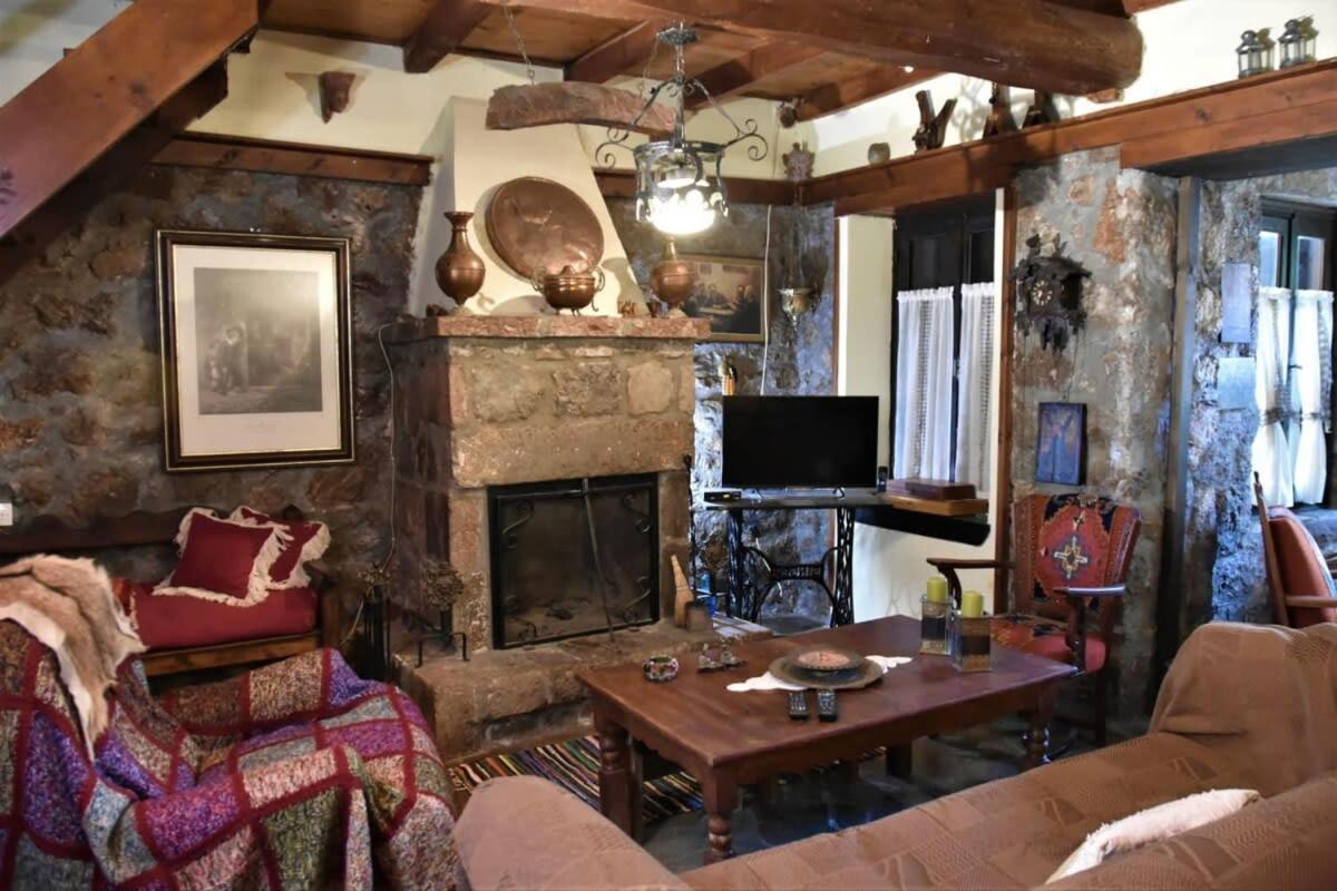 Mariolata Vintage Stone Villa - 4 Season Escape Dış mekan fotoğraf
